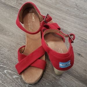Red Toms Wedges